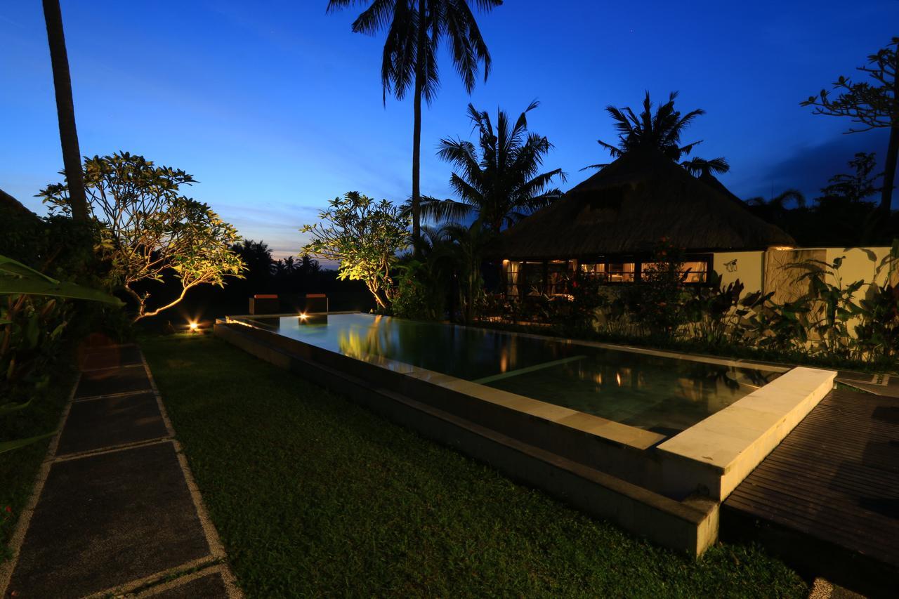 Lodtunduh Sari Ubud Exterior foto